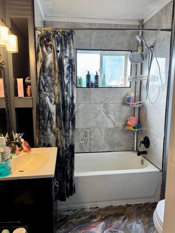 1604 Etna Street, Klamath Falls, OR 97603