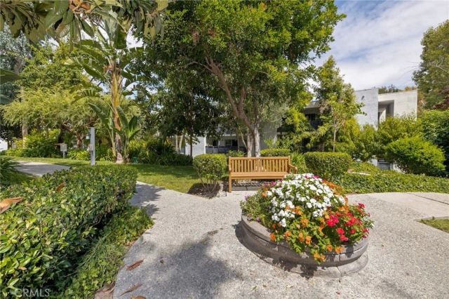 3604 W Estates Lane 114, Rolling Hills Estates, CA 90274