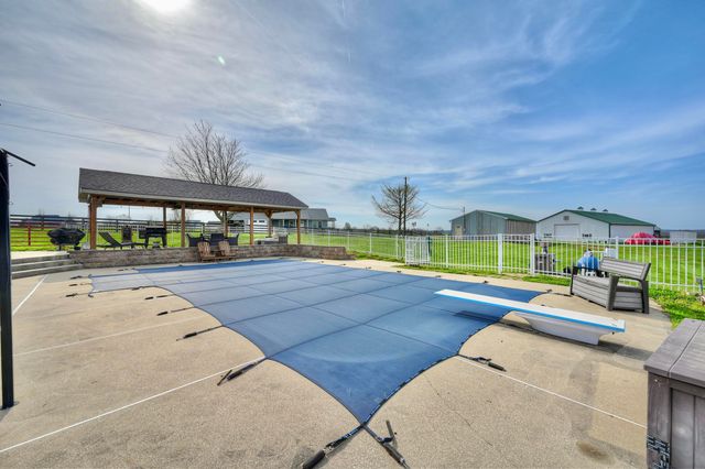 715 Heritage Drive, Sparta, KY 41086