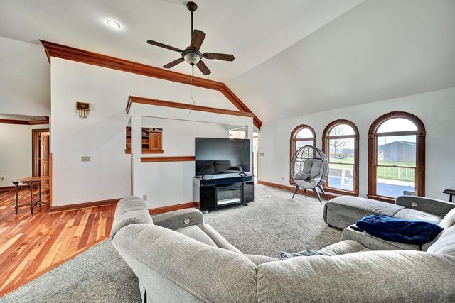 715 Heritage Drive, Sparta, KY 41086