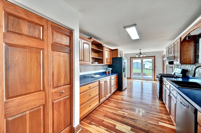 715 Heritage Drive, Sparta, KY 41086