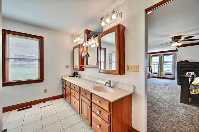 715 Heritage Drive, Sparta, KY 41086