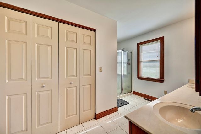 715 Heritage Drive, Sparta, KY 41086