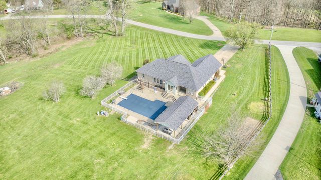 715 Heritage Drive, Sparta, KY 41086