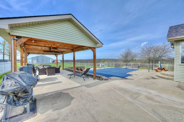 715 Heritage Drive, Sparta, KY 41086