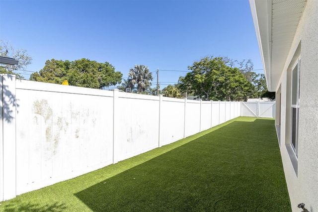 6013 MADISON STREET, New Port Richey, FL 34652