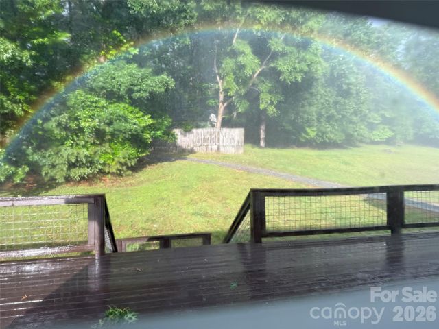 80 Hidden Bluff Lane, Horse Shoe, NC 28742