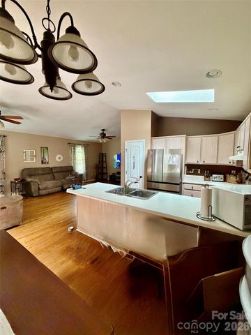 80 Hidden Bluff Lane, Horse Shoe, NC 28742