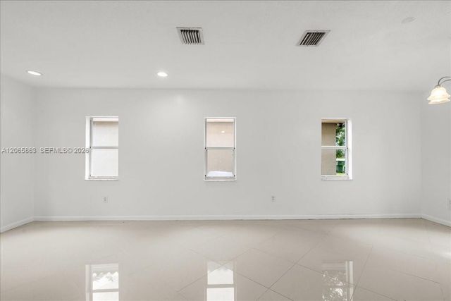 1720 NE 35 Avenue, Homestead, FL 33033