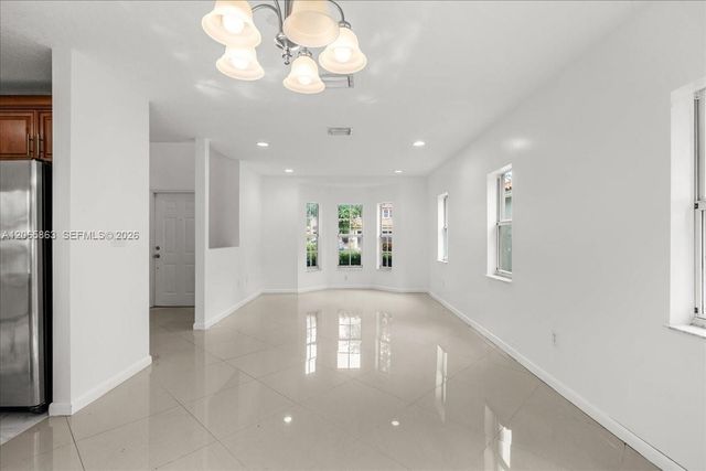 1720 NE 35 Avenue, Homestead, FL 33033
