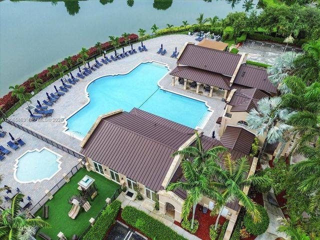 1720 NE 35 Avenue, Homestead, FL 33033