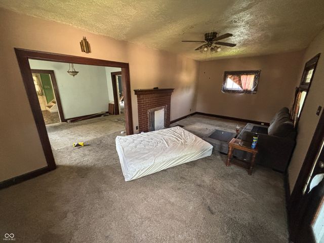 2714 S Meridian Street, Indianapolis, IN 46225