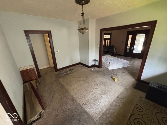 2714 S Meridian Street, Indianapolis, IN 46225