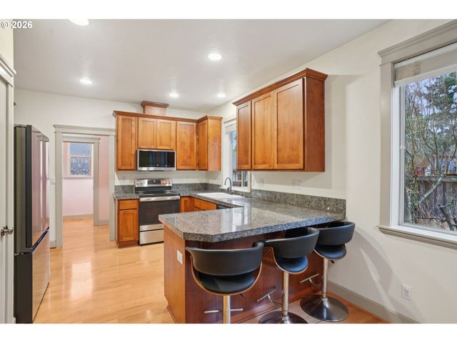 14311 BONN St, Oregon City, OR 97045