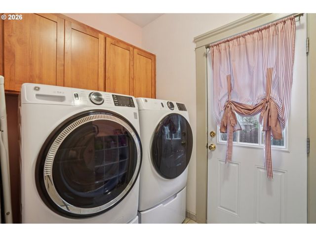 14311 BONN St, Oregon City, OR 97045