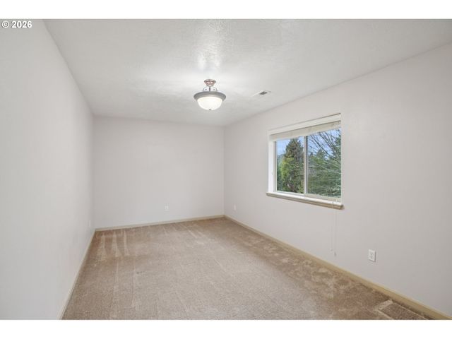 14311 BONN St, Oregon City, OR 97045