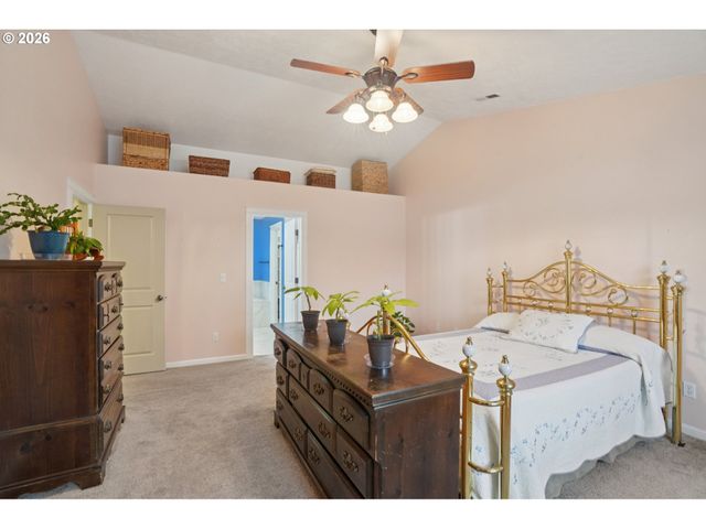 14311 BONN St, Oregon City, OR 97045