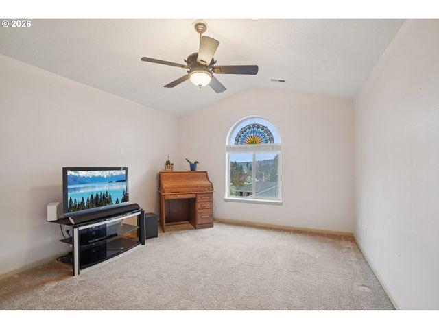 14311 BONN St, Oregon City, OR 97045