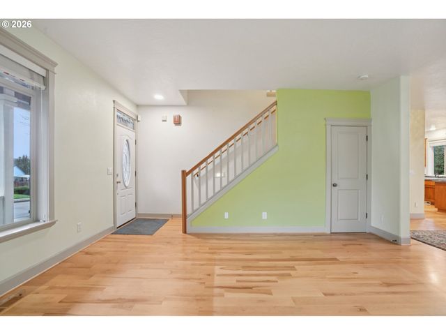 14311 BONN St, Oregon City, OR 97045