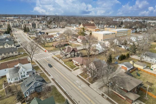 N89W16081 Main STREET, Menomonee Falls, WI 53051