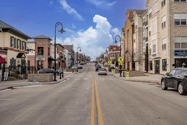 N89W16081 Main STREET, Menomonee Falls, WI 53051