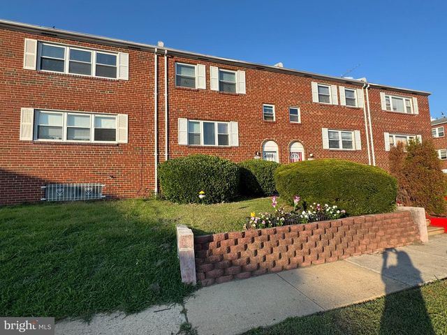7102 HUMMINGBIRD PL, Philadelphia, PA 19153