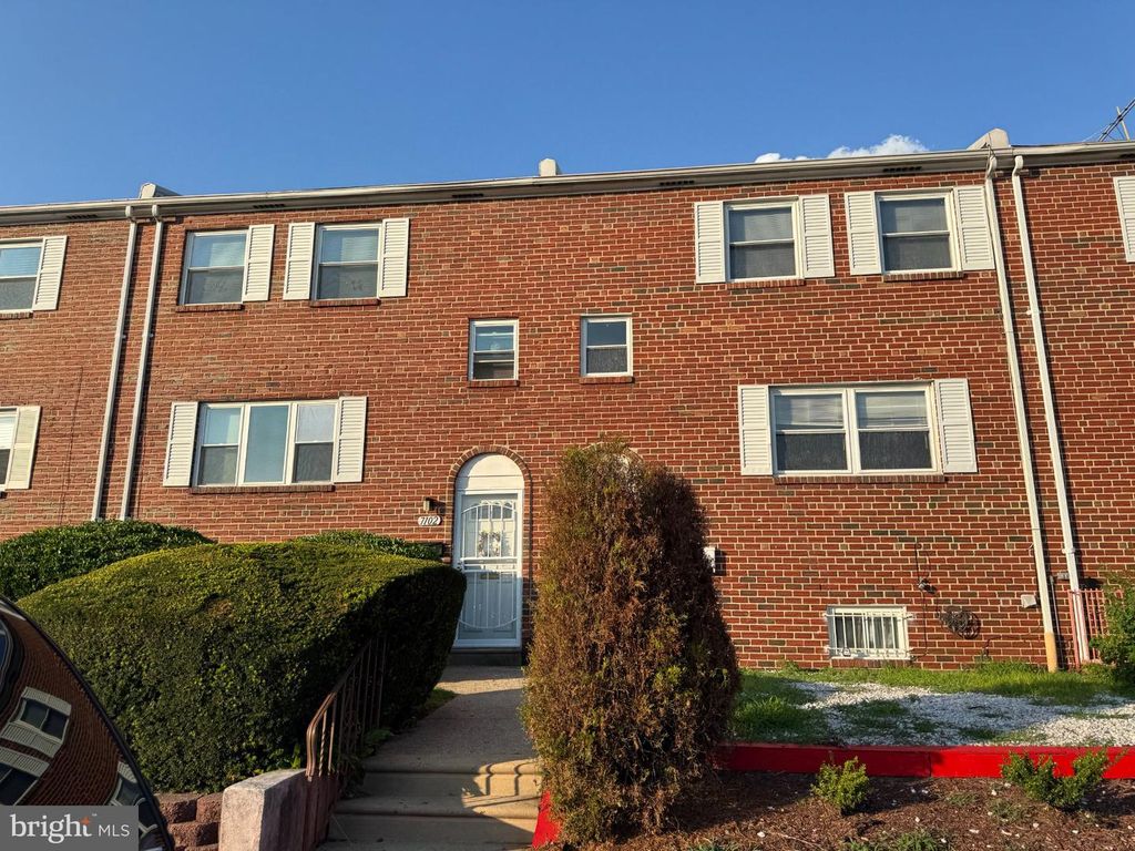 7102 HUMMINGBIRD PL, Philadelphia, PA 19153