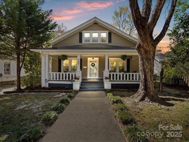 507 W 2nd Avenue, Gastonia, NC 28052