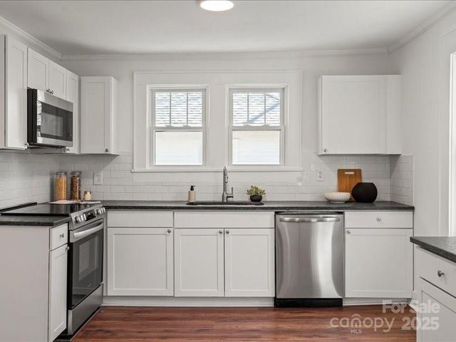 507 W 2nd Avenue, Gastonia, NC 28052