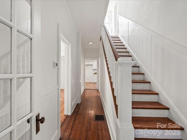 507 W 2nd Avenue, Gastonia, NC 28052