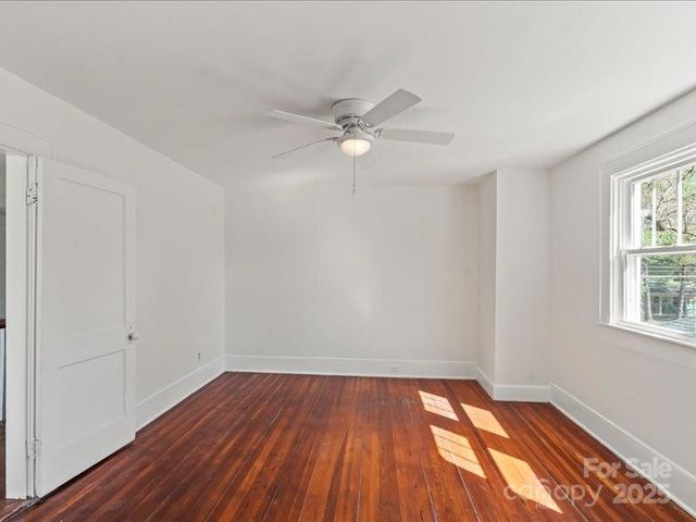 507 W 2nd Avenue, Gastonia, NC 28052