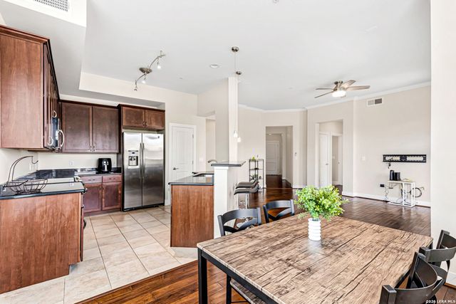 7342 Oak Manor Dr Apt 7301, San Antonio, TX 78229