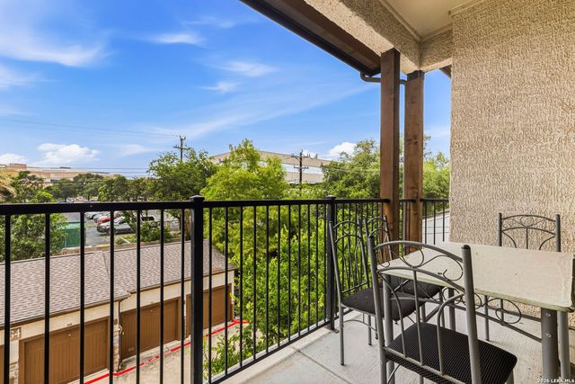 7342 Oak Manor Dr Apt 7301, San Antonio, TX 78229