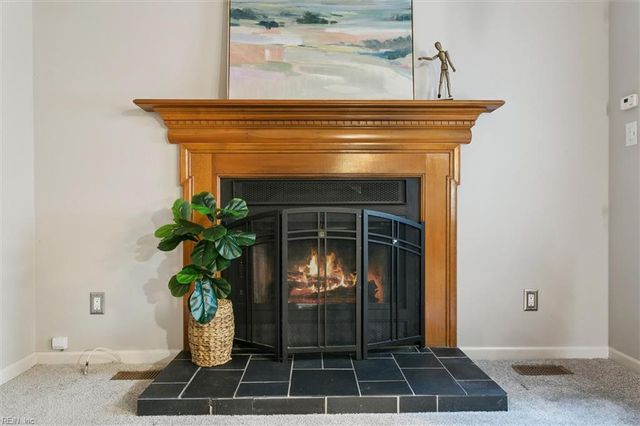 55 S Valasia RD, Poquoson, VA 23662