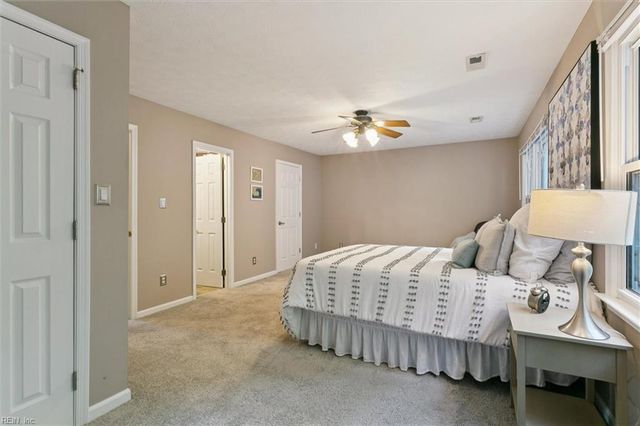 55 S Valasia RD, Poquoson, VA 23662