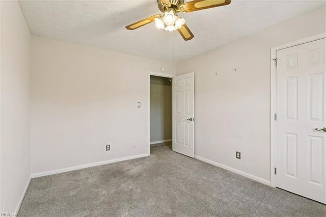 55 S Valasia RD, Poquoson, VA 23662