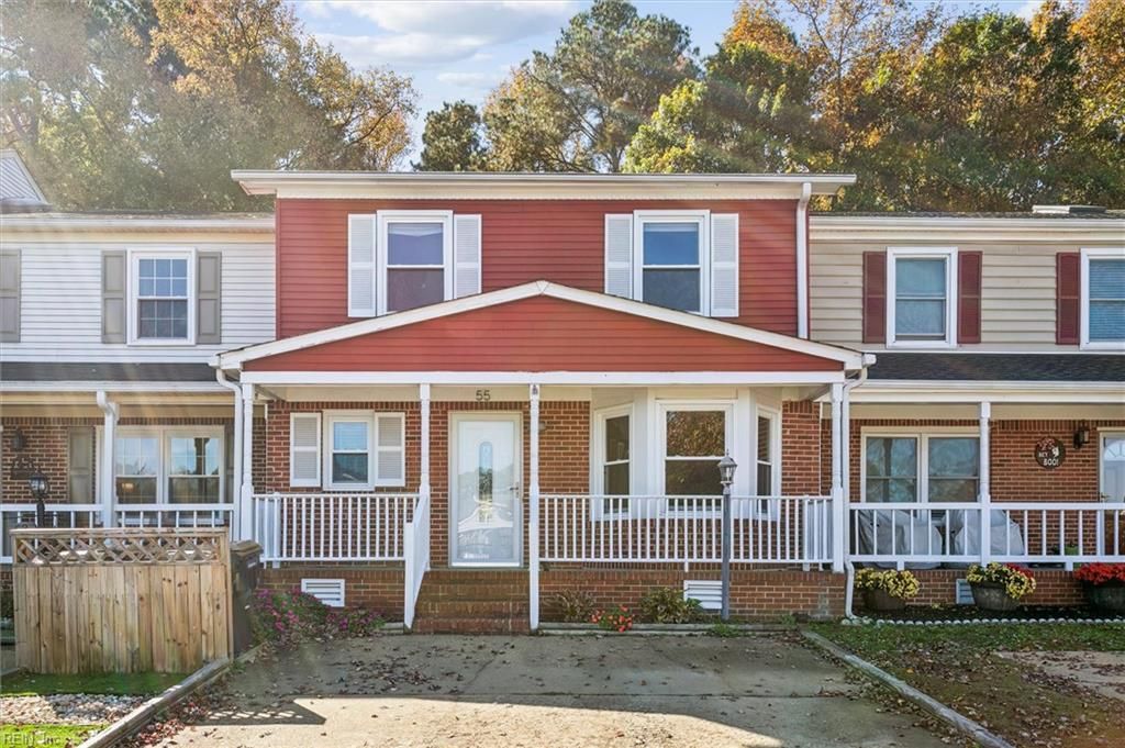 55 S Valasia RD, Poquoson, VA 23662