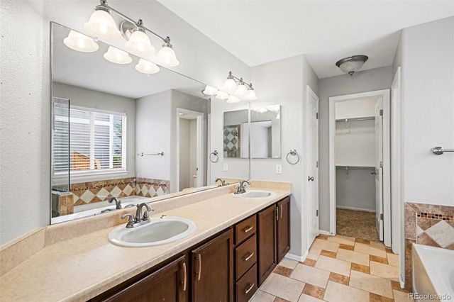 9776 Westbury Way, Highlands Ranch, CO 80129