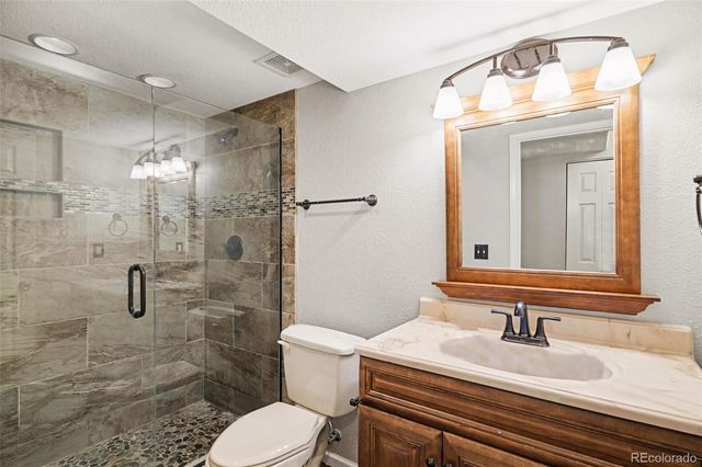 9776 Westbury Way, Highlands Ranch, CO 80129