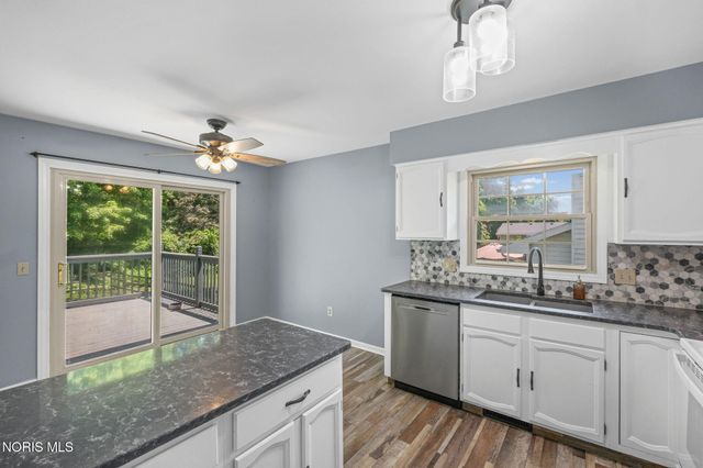 600 Wilkshire Drive, Waterville, OH 43566