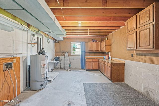 600 Wilkshire Drive, Waterville, OH 43566