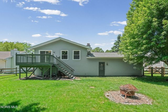 600 Wilkshire Drive, Waterville, OH 43566