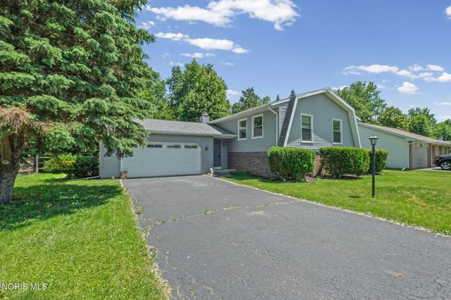600 Wilkshire Drive, Waterville, OH 43566