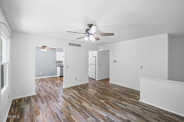 600 Wilkshire Drive, Waterville, OH 43566