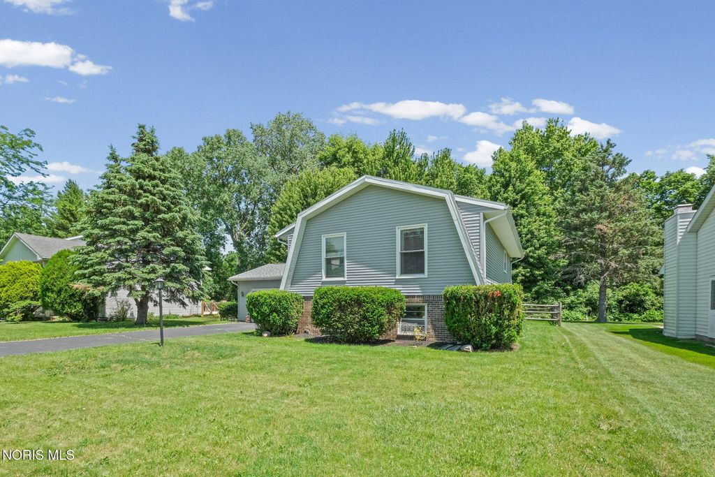 600 Wilkshire Drive, Waterville, OH 43566