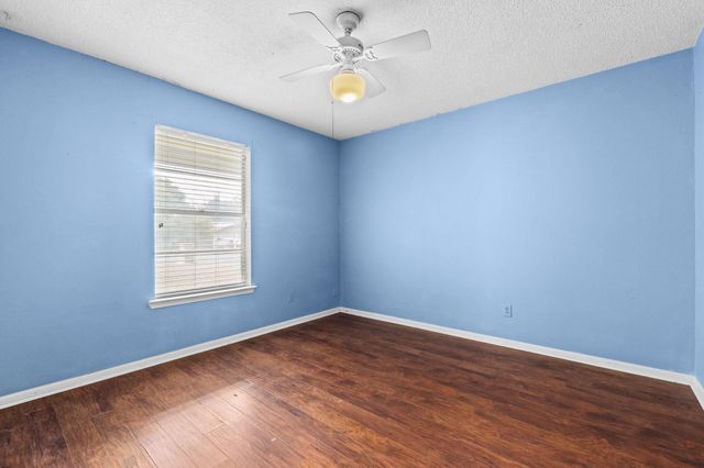 20 Snell DR, Lampasas, TX 76550