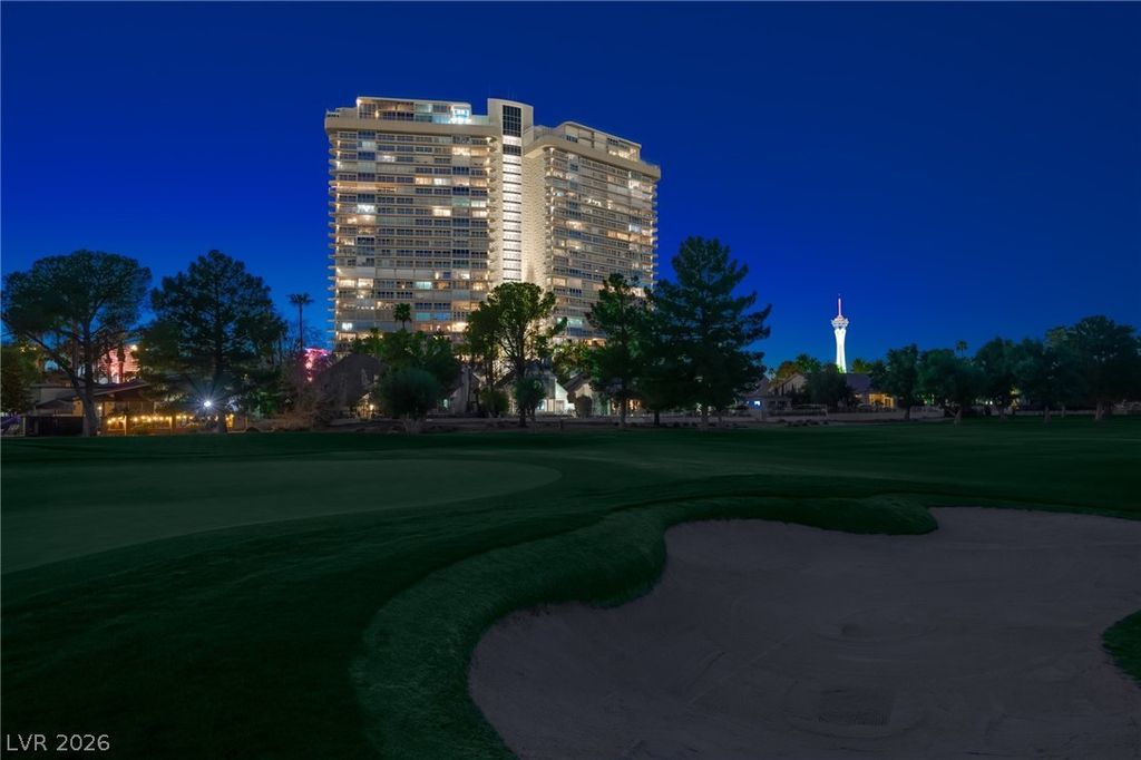 Image 2 of property listing at 3111 Bel Air Drive 6E, Las Vegas, NV 89109