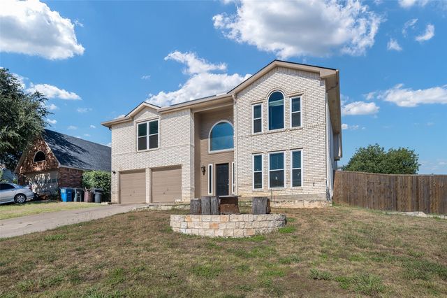 3510 Meadowview Drive, Corinth, TX 76210