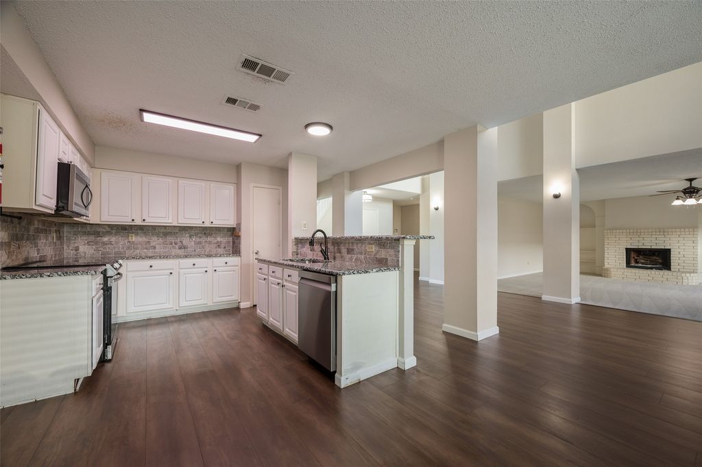 3510 Meadowview Drive, Corinth, TX 76210 — photo 3