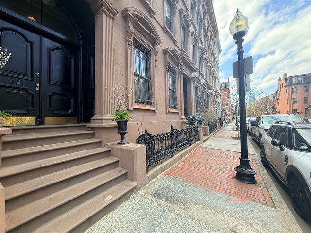 42 West Newton 424, Boston, MA 02118